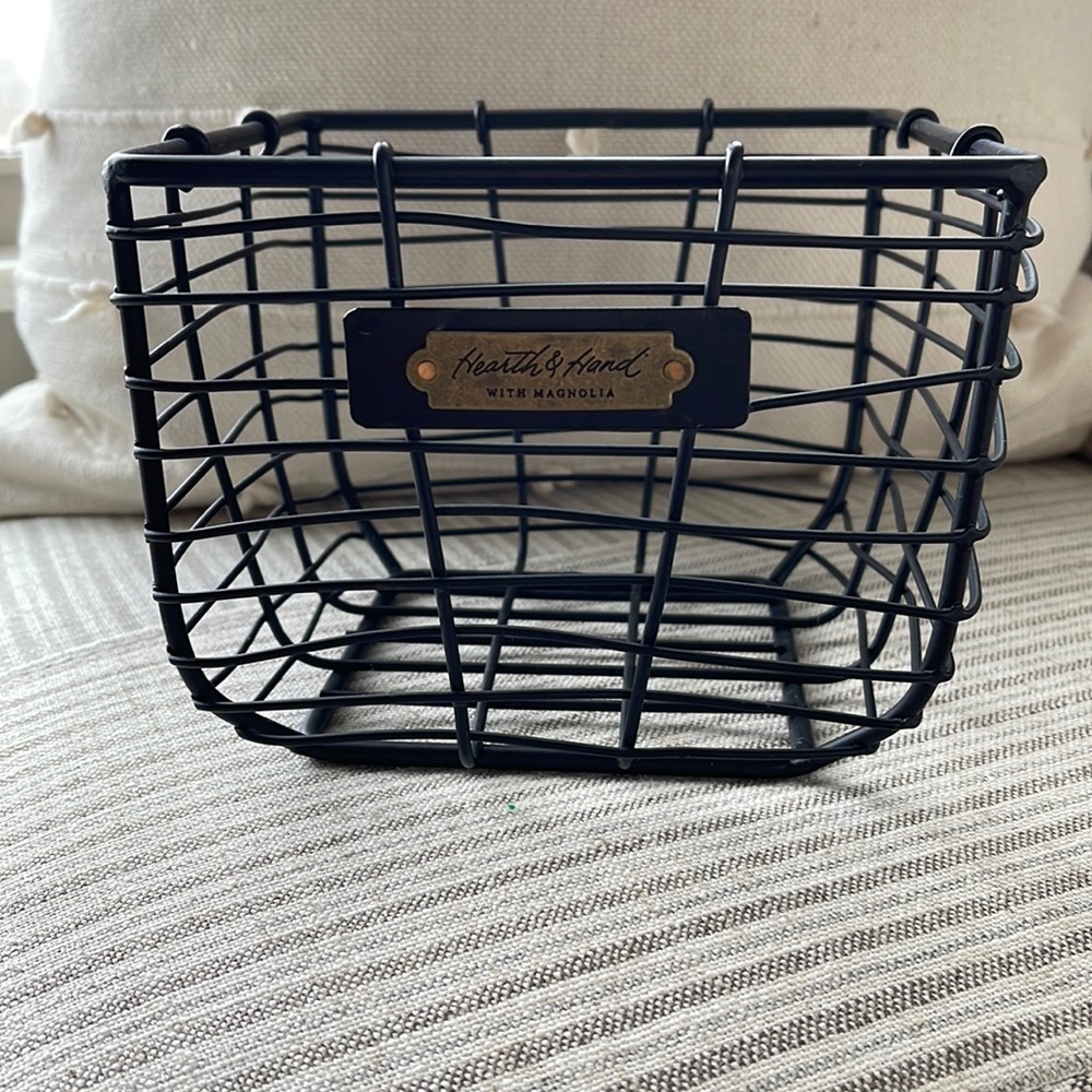 Discontinued - Hearth & Hand Black Metal Basket